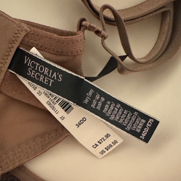 Victoria's Secret Lace Push-up Bra in Dusty Pink - Picture 3 of 5